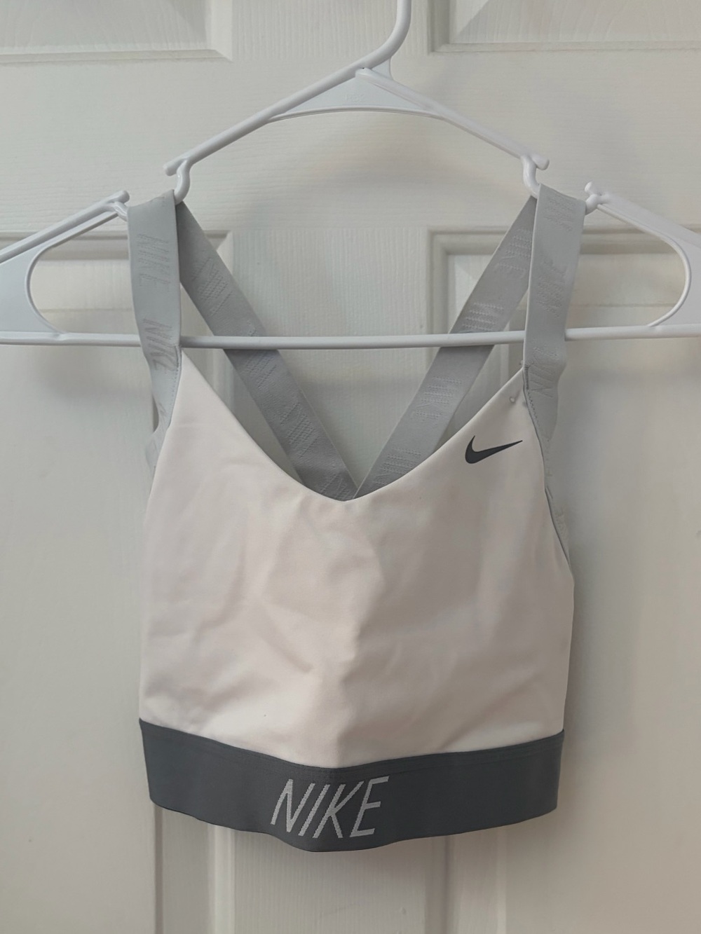 Nike Dri-Fit Sports Bra (Size: Medium)